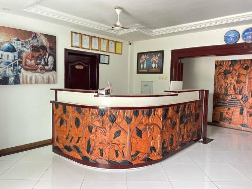 24-Hour Front Desk Service